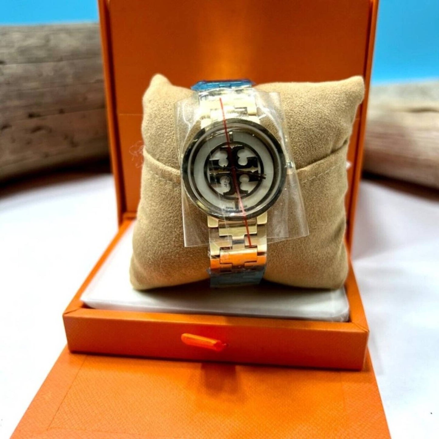 TORY BURCH Reva Ivory Dial Gold-tone Ladies WatchItem No. TRB4011