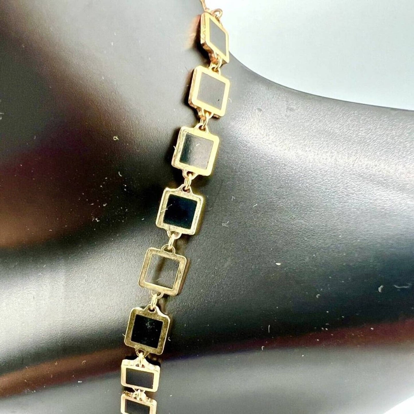 The Lovery 14k Yellow Gold Square Necklace In Onyx And Gold
