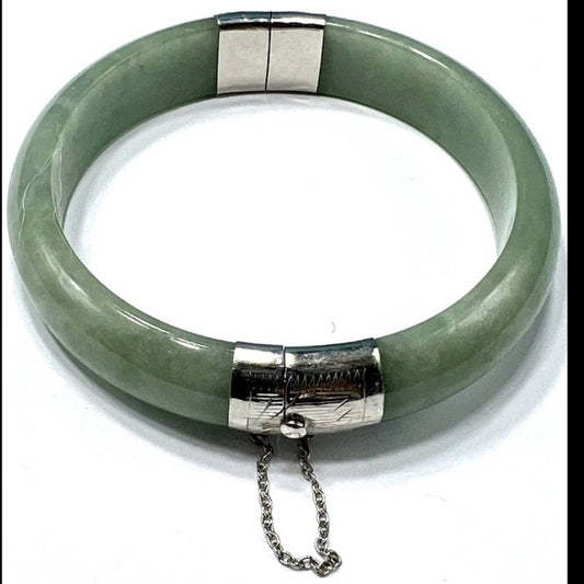 NWOT Womens Sterling Silver Bracelet, Jade Bangle. Original M.S.R.P. $450